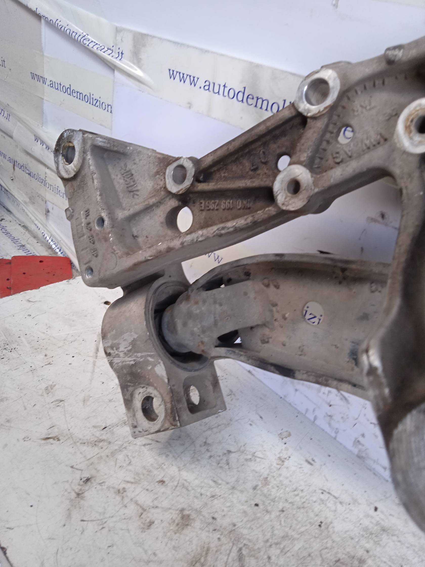 Braccio oscillante sosp. ant. dx.